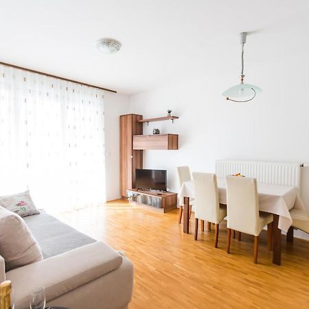 Apartment Lakeside Cerknica Extérieur photo