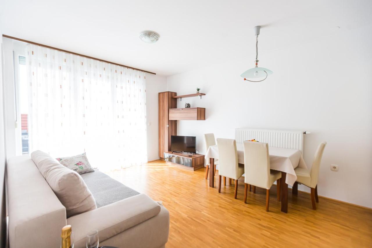 Apartment Lakeside Cerknica Extérieur photo