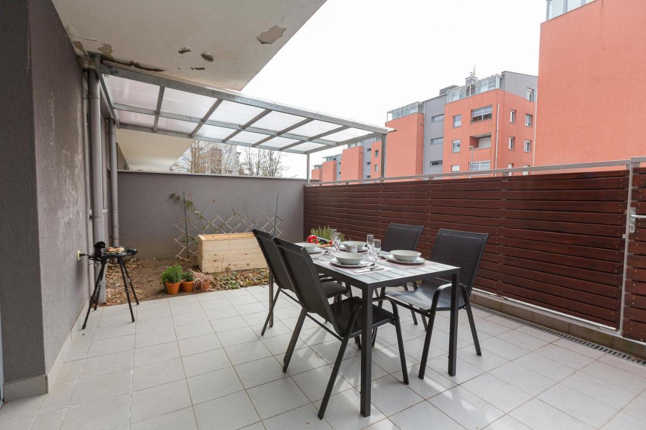 Apartment Lakeside Cerknica Extérieur photo
